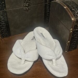 VIONIC Terrycloth Thong Style Sandals - Sz 9 Like NEW!